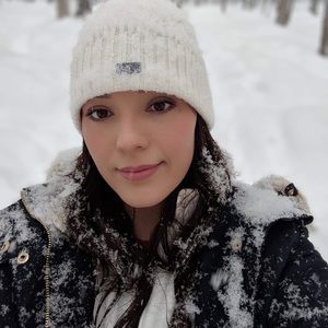 Meet your Posher, Tegan